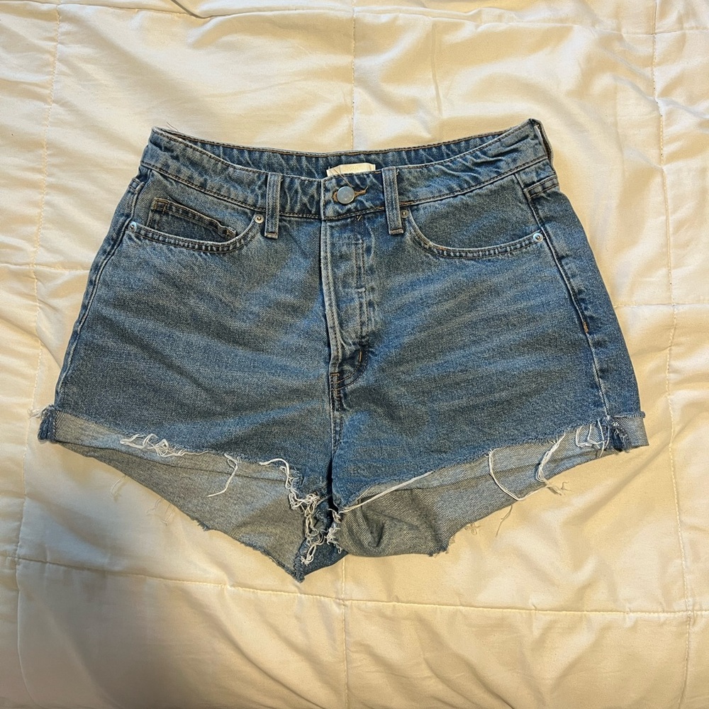 H&M Mom High Rise Shorts